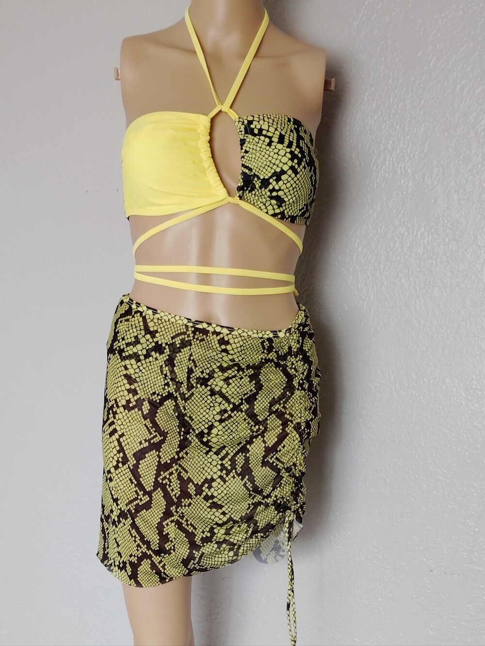 Neon Yellow Halter Wrap Bikini Set & Ruched Sarong Cover Up Size M.